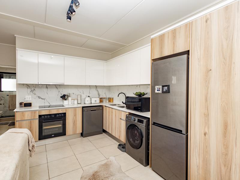 2 Bedroom Property for Sale in Sandown Western Cape